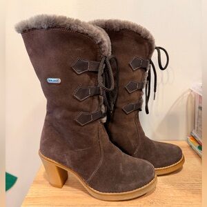 Pajar Sasha Heeled Ghillie Lace Up Tall Boots Suede Leather Shearling Lined Sz 9